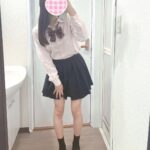 10代の可愛い美少女とホテルで２人きり