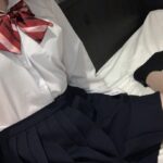 制服姿で気分はJKと禁断の遊び！