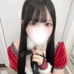 サンタコスプレでいち早くクリスマス気分はいかがでしょう?