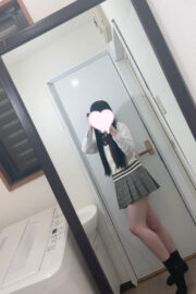 4/12体験入店初日りず(JK上がりたて)