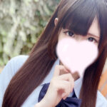 ★体験入店速報★正統派の美少女の姿に美脚姿に視線を奪われる「みうなちゃん」