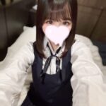 素人の子にマイクロビキニはドキドキ。背徳感も感じます!