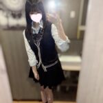 しおり【12:00-20:00】います👧🏻🎀